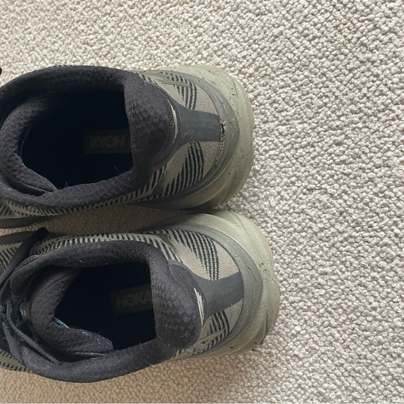 Men’s Hoka shoes - Picture 2 of 4